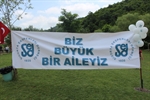 Büyük Bir Aileyiz